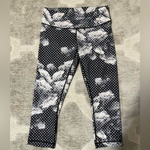 Lululemon capri/ankle length workout pants